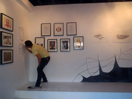 Ken Smith preparing gallery show