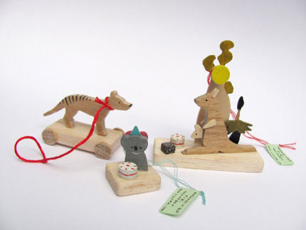 Lilly Piri small wooden animal toys