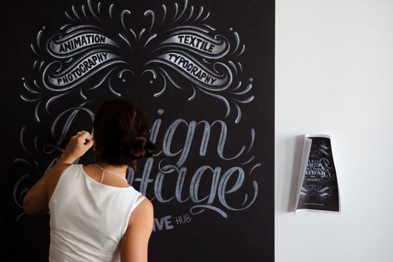 Aurelie Maron chalkboard lettering filmed by Camille Santiago